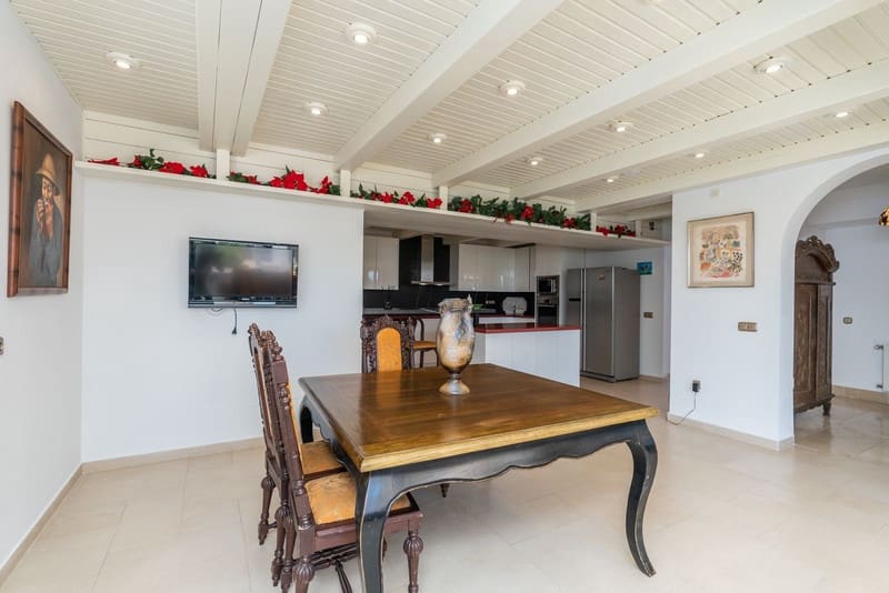 5 camera da letto Villa in vendita in Benahavis con piscina garage - 1.900.000 € (Rif: 8342998)