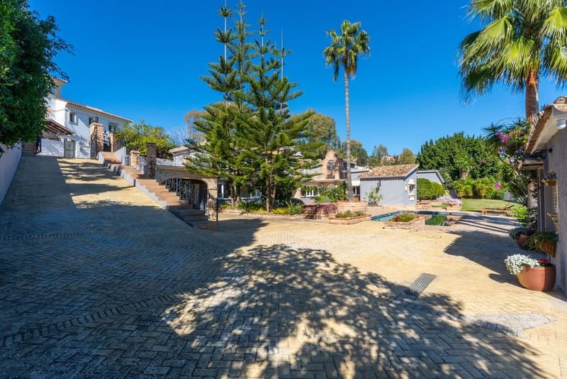 5 camera da letto Villa in vendita in Benahavis con piscina garage - 1.900.000 € (Rif: 8342998)