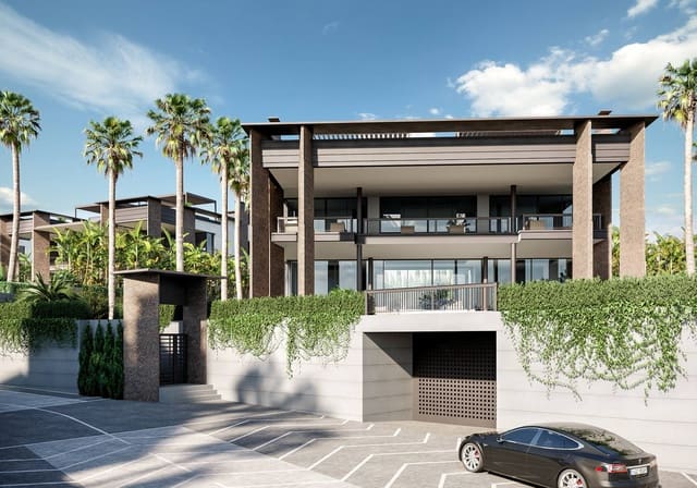6 quarto Moradia para venda em Puerto Banus, Marbella com piscina garagem - 8 800 000 € (Ref: 8344651)