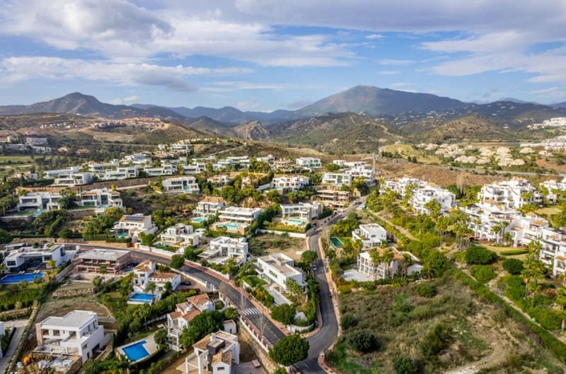 4 sovrum Villa till salu i Benahavis med pool garage - 3 600 000 € (Ref: 8344653)