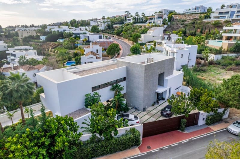 4 sovrum Villa till salu i Benahavis med pool garage - 3 600 000 € (Ref: 8344653)
