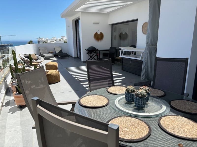 2 soveværelse Penthouse til salg i Benalmadena med swimmingpool garage - € 1.075.000 (Ref: 8347855)