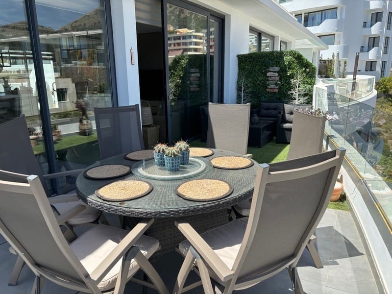 2 soveværelse Penthouse til salg i Benalmadena med swimmingpool garage - € 1.075.000 (Ref: 8347855)