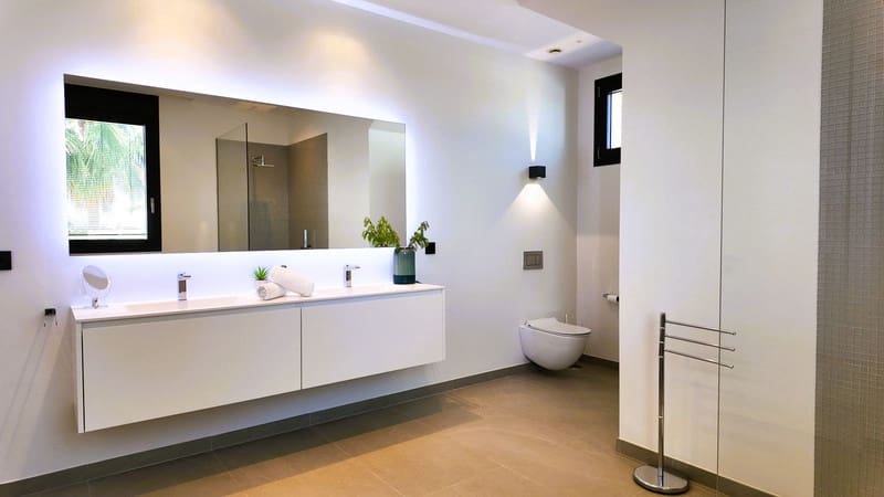 4 soveværelse Villa til salg i Los Flamingos med swimmingpool garage - € 4.350.000 (Ref: 8347860)