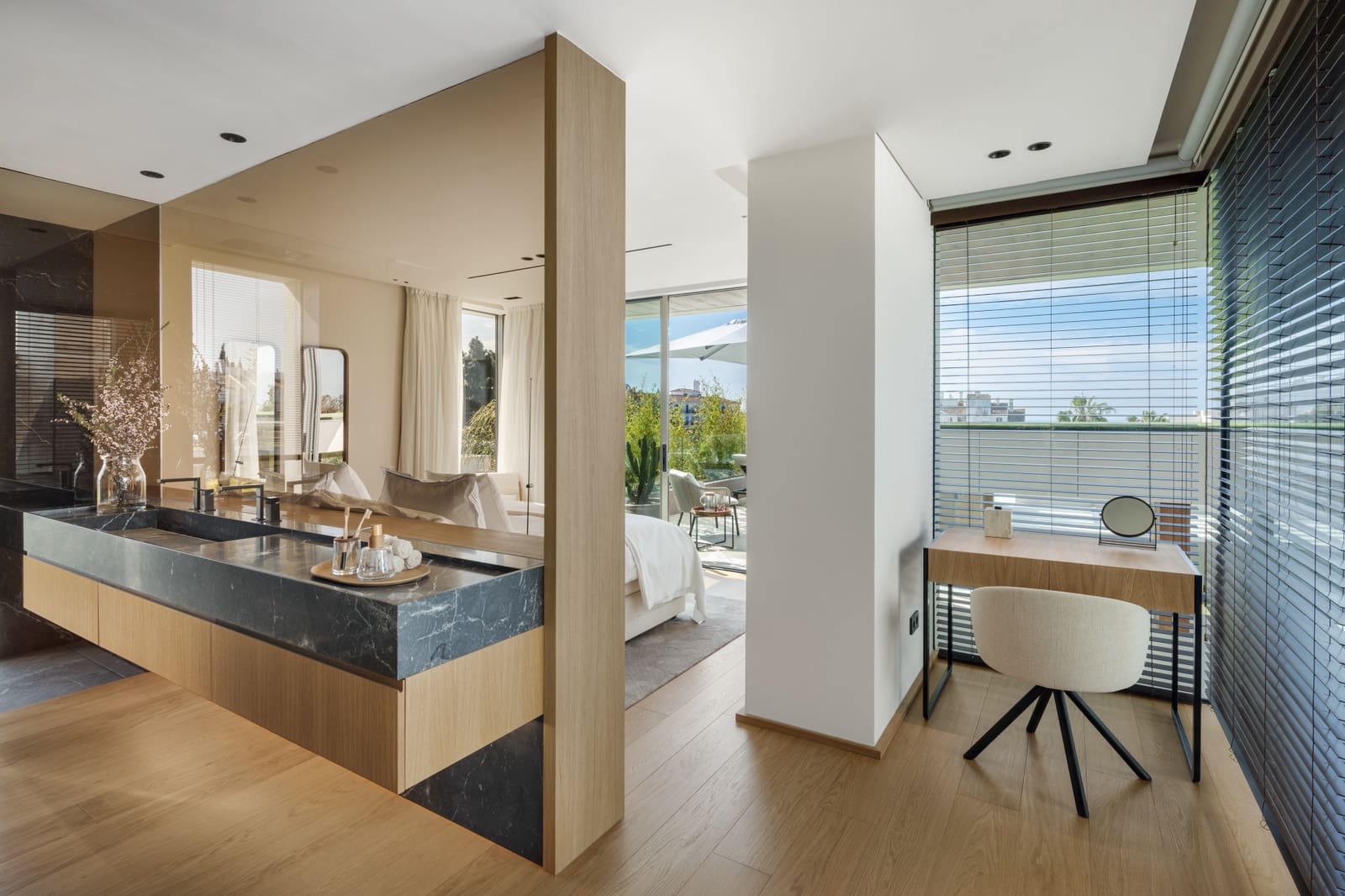 5 bedroom Villa for sale in Marbella with pool garage - € 6,950,000 (Ref: 8365853)
