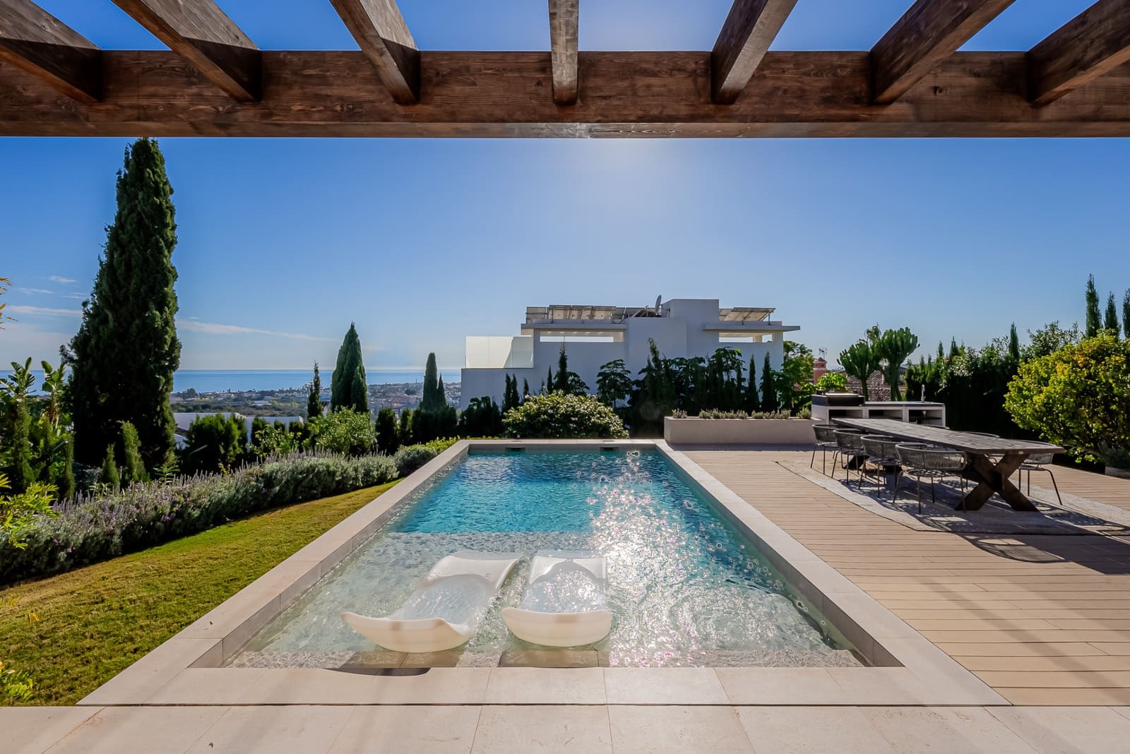 4 camera da letto Villa in vendita in Benahavis con piscina garage - 2.325.000 € (Rif: 8403673)