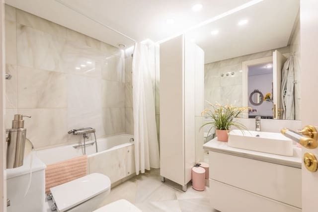 3 quarto Apartamento para venda em Marbella com piscina garagem - 2 040 000 € (Ref: 8411645)