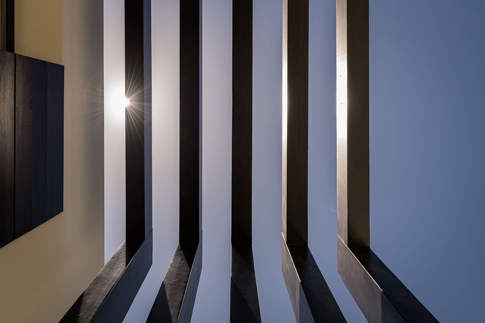 6 bedroom Villa for sale in Marbella with pool garage - € 5,995,000 (Ref: 8424248)