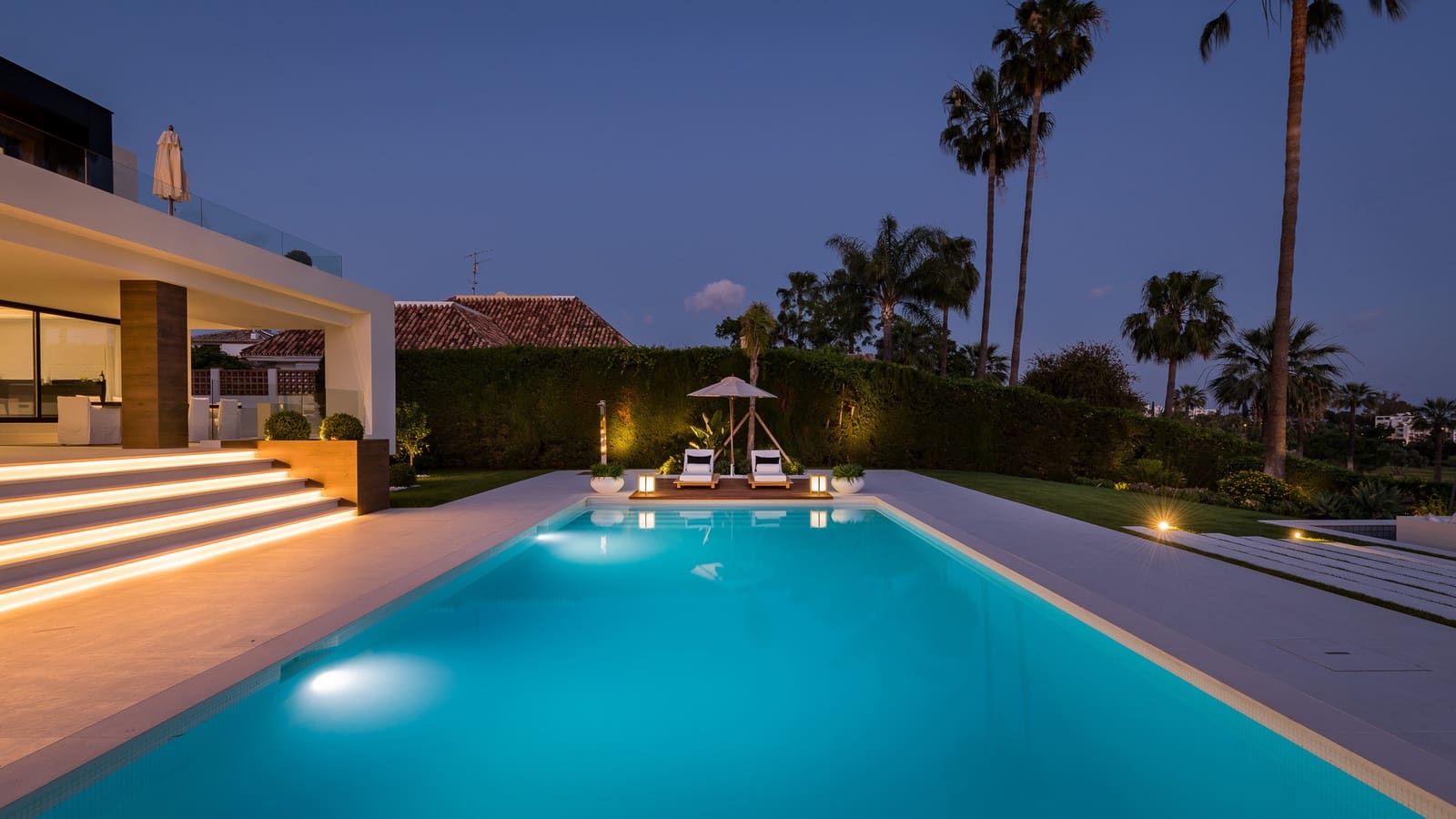 6 bedroom Villa for sale in Marbella with pool garage - € 5,995,000 (Ref: 8424248)