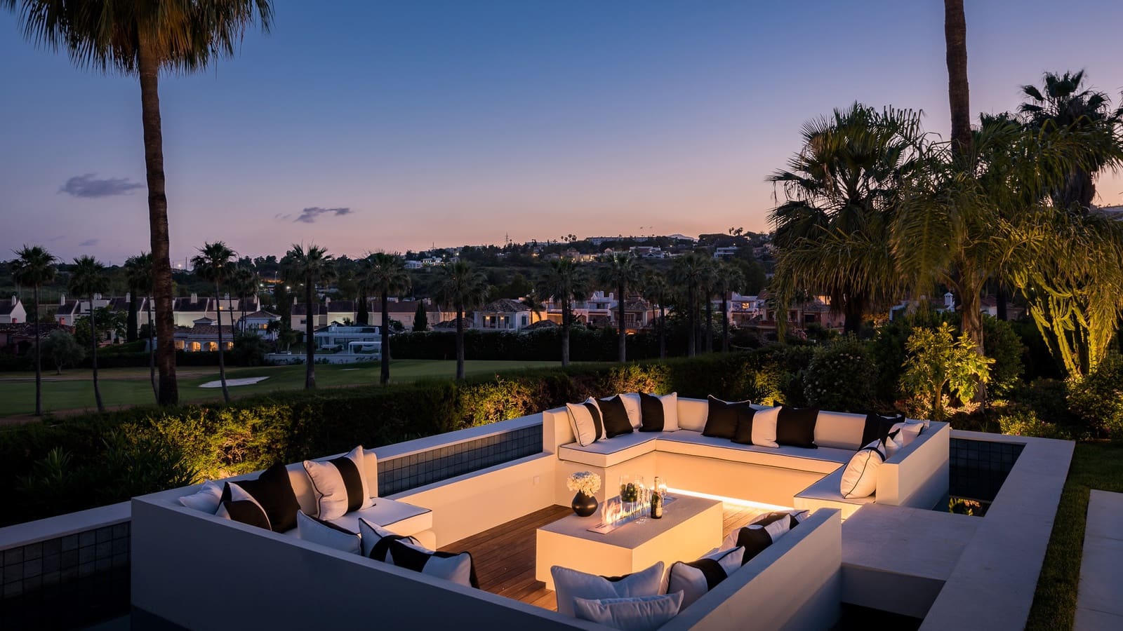 6 sypialnia Willa na sprzedaż w Marbella z basenem garażem - 5 995 000 € (Ref: 8424248)