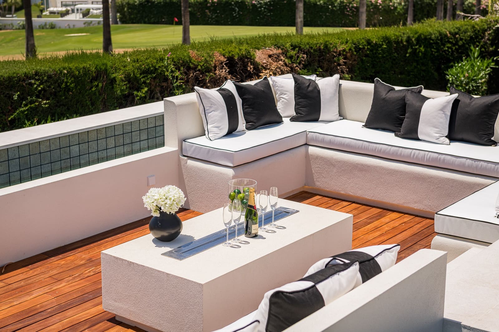 6 sypialnia Willa na sprzedaż w Marbella z basenem garażem - 5 995 000 € (Ref: 8424248)