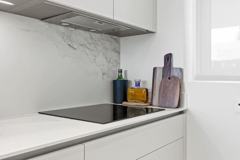 2 bedroom Apartment for sale in Marbella with pool garage - € 720,000 (Ref: 8430624)