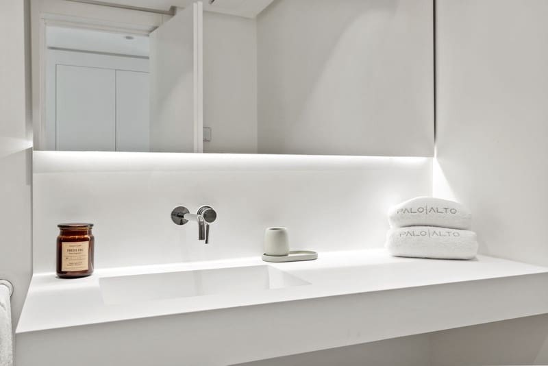 2 bedroom Apartment for sale in Marbella with pool garage - € 720,000 (Ref: 8430624)