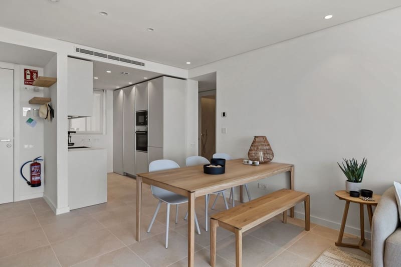 2 sypialnia Apartament na sprzedaż w Ojen z basenem garażem - 720 000 € (Ref: 8430624)