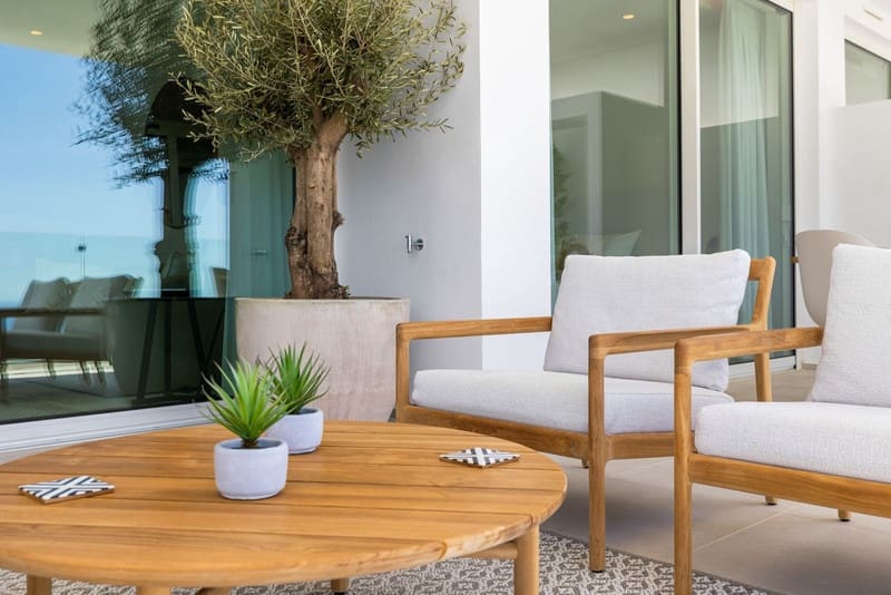 2 sypialnia Apartament na sprzedaż w Ojen z basenem garażem - 720 000 € (Ref: 8430624)