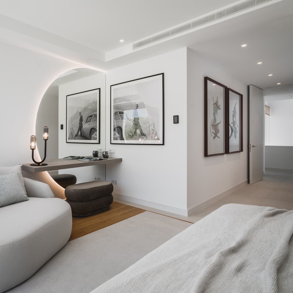 4 bedroom Villa for sale in Marbella with pool garage - € 2,350,000 (Ref: 8445883)