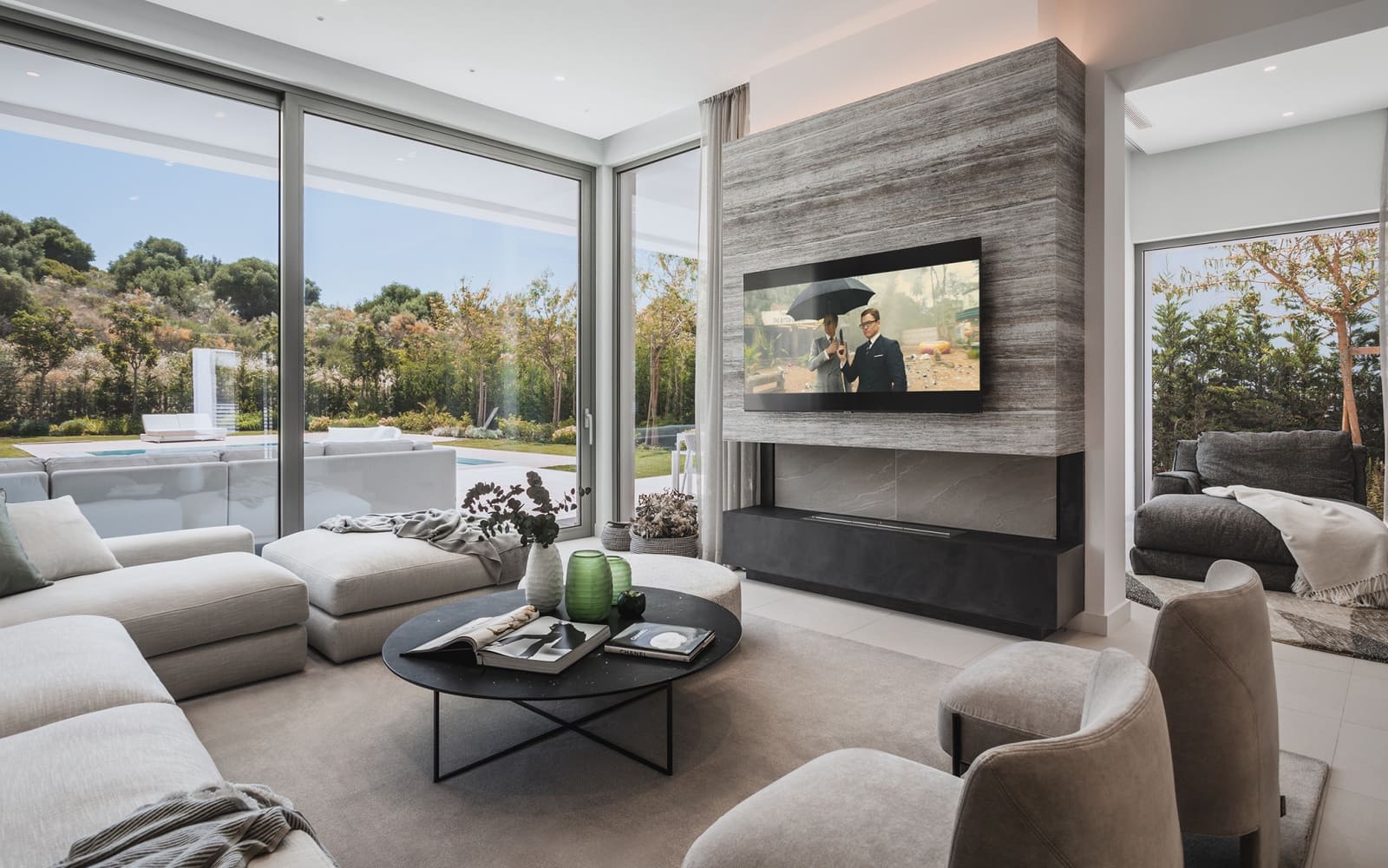 4 bedroom Villa for sale in Marbella with pool garage - € 2,350,000 (Ref: 8445883)