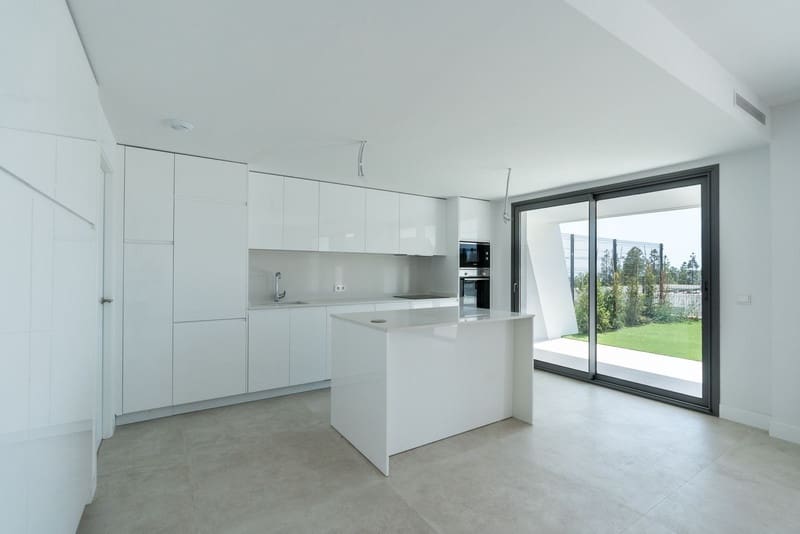 3 sypialnia Dom na sprzedaż w Mijas Costa z basenem garażem - 845 000 € (Ref: 8445900)