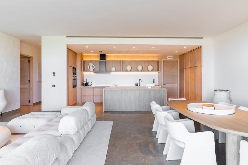 3 bedroom Apartment for sale in Casares with pool garage - € 2,499,000 (Ref: 8445907)