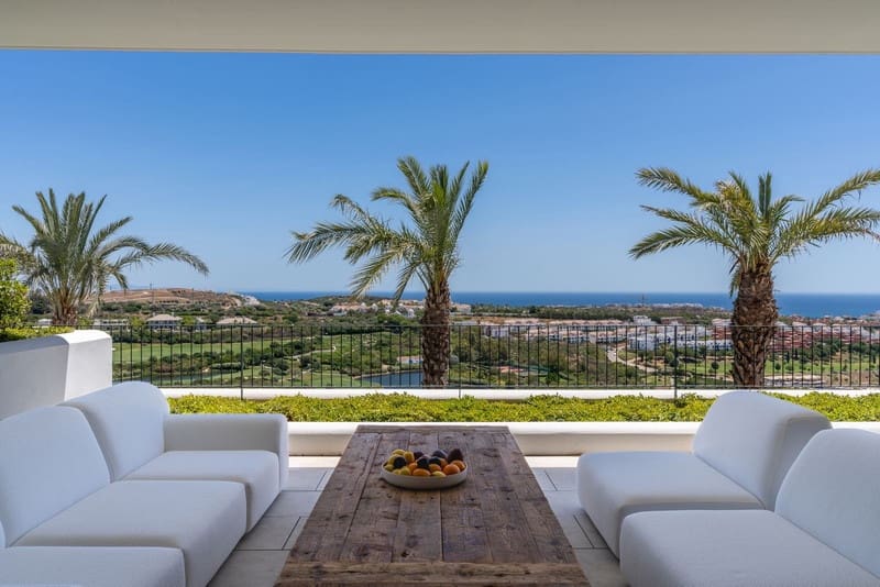 3 bedroom Apartment for sale in Casares with pool garage - € 2,499,000 (Ref: 8445907)