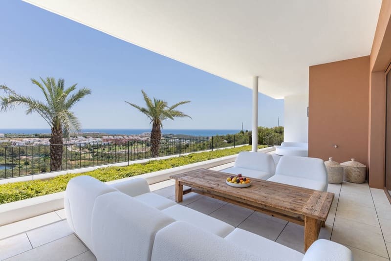 3 bedroom Apartment for sale in Casares with pool garage - € 2,499,000 (Ref: 8445907)
