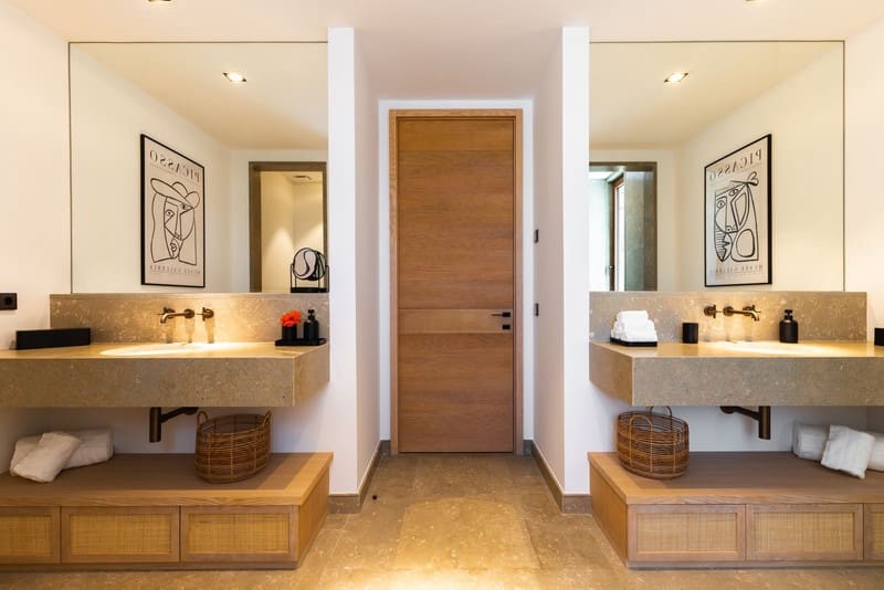 3 bedroom Apartment for sale in Casares with pool garage - € 2,499,000 (Ref: 8445907)