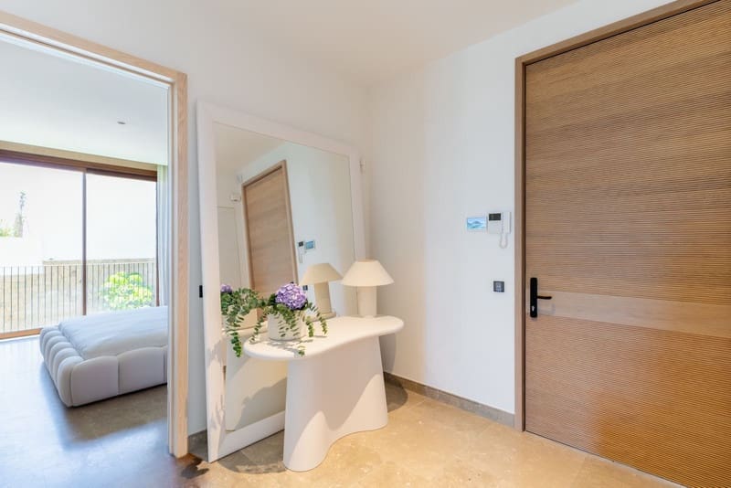 3 bedroom Apartment for sale in Casares with pool garage - € 2,499,000 (Ref: 8445907)