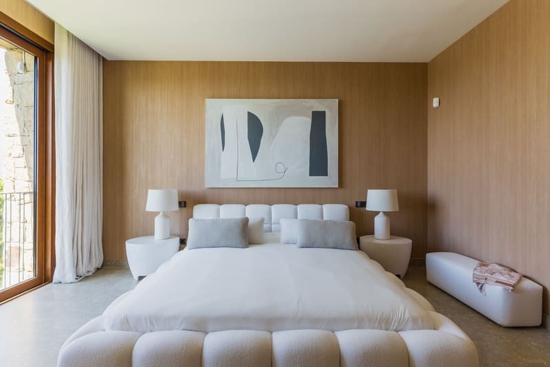 3 bedroom Apartment for sale in Casares with pool garage - € 2,499,000 (Ref: 8445907)