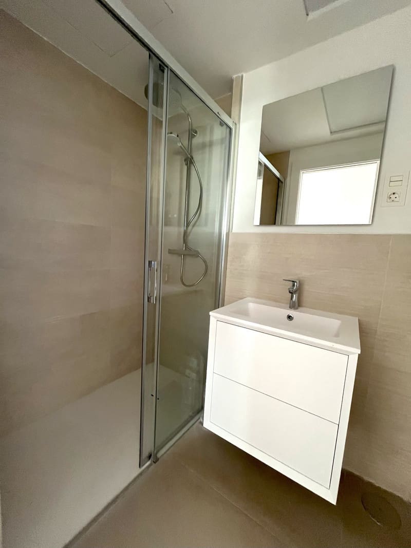 2 bedroom Apartment for sale in Fuengirola with pool garage - € 969,000 (Ref: 8445910)