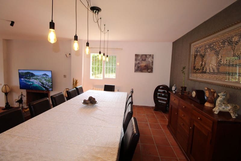 5 soveværelse Villa til salg i Sotogrande med swimmingpool garage - € 1.080.000 (Ref: 8450735)