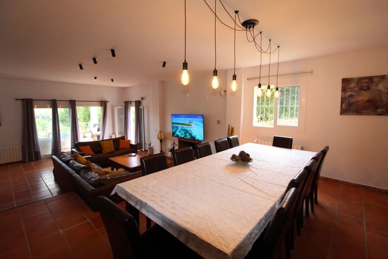 5 soveværelse Villa til salg i Sotogrande med swimmingpool garage - € 1.080.000 (Ref: 8450735)