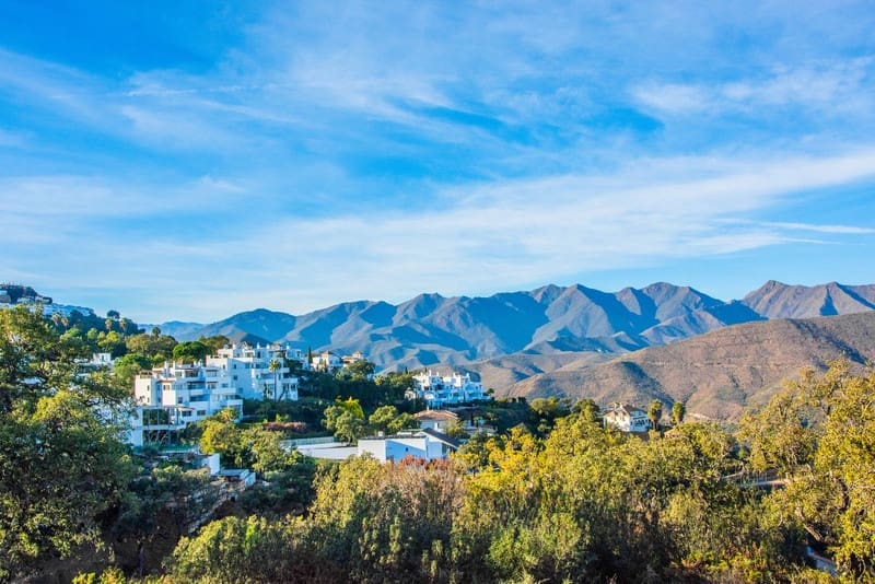 4 soveværelse Villa til salg i Marbella med swimmingpool garage - € 1.400.000 (Ref: 8450736)