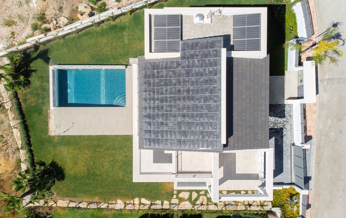 4 sovrum Villa till salu i Mijas Costa med pool garage - 1 650 000 € (Ref: 8452608)