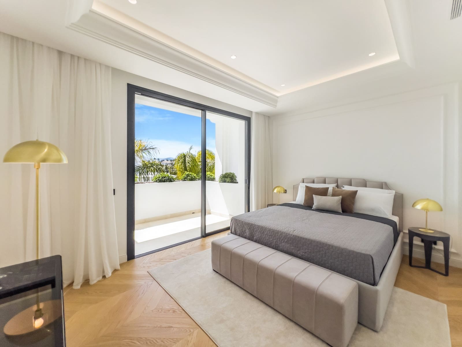 5 soverom Villa til salgs i Golden Mile med svømmebasseng garasje - € 6 400 000 (Ref: 8456977)