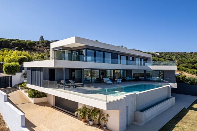 5 soveværelse Villa til salg i Sotogrande, San Roque med swimmingpool garage - € 4.750.000 (Ref: 8460358)