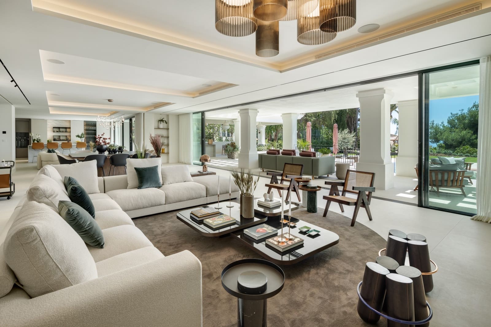 6 bedroom Villa for sale in Marbella with pool garage - € 12,450,000 (Ref: 8468815)