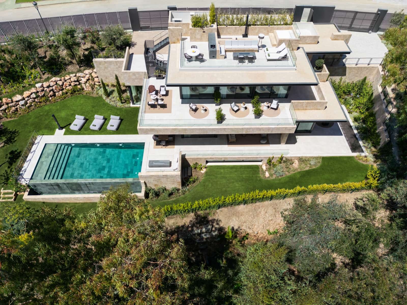 6 sovrum Villa till salu i Marbella med pool garage - 4 375 000 € (Ref: 8480843)