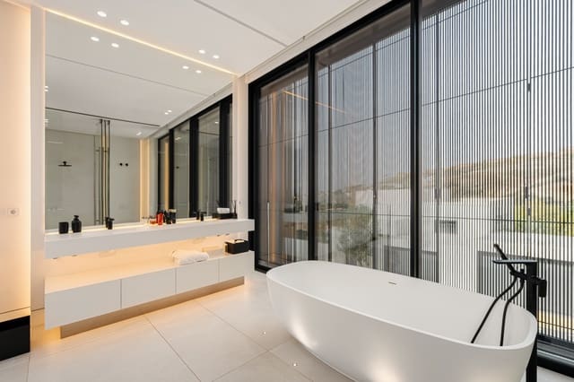 Chalet de 4 habitaciones en Benahavís en venta con piscina garaje - 5.200.000 € (Ref: 8480844)