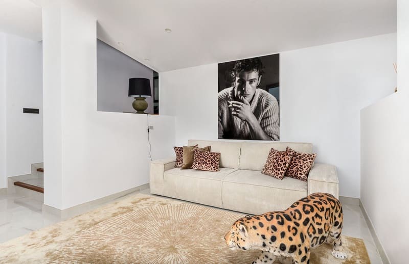 4 bedroom Villa for sale in Manilva with pool garage - € 3,450,000 (Ref: 8490927)