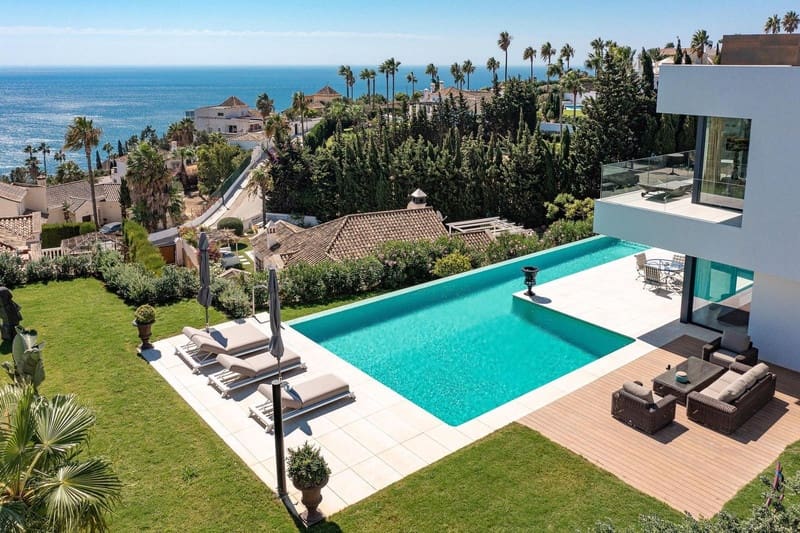 4 sovrum Villa till salu i Manilva med pool garage - 3 450 000 € (Ref: 8490927)