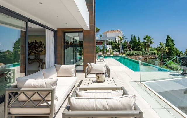 4 soveværelse Villa til salg i Manilva med swimmingpool garage - € 3.450.000 (Ref: 8490927)