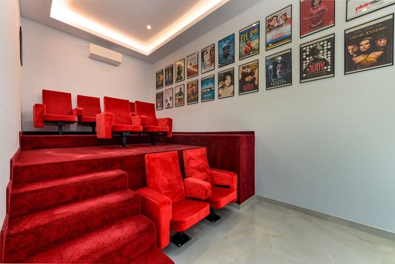 4 sovrum Villa till salu i Manilva med pool garage - 3 450 000 € (Ref: 8490927)