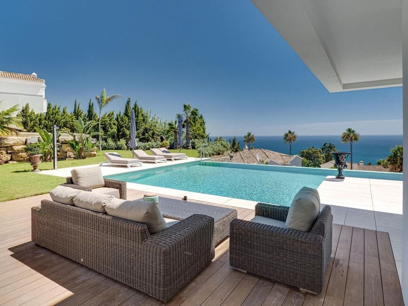 4 sovrum Villa till salu i Manilva med pool garage - 3 450 000 € (Ref: 8490927)