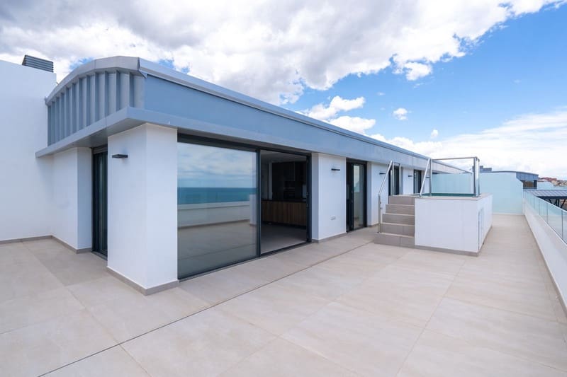 3 sypialnia Penthouse na sprzedaż w Fuengirola z basenem garażem - 1 850 000 € (Ref: 8493495)