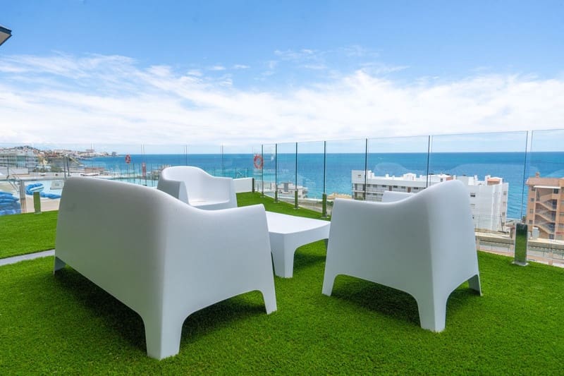 3 sypialnia Penthouse na sprzedaż w Fuengirola z basenem garażem - 1 850 000 € (Ref: 8493495)