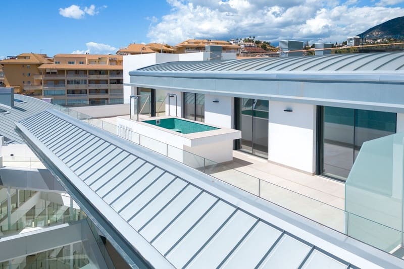3 sypialnia Penthouse na sprzedaż w Fuengirola z basenem garażem - 1 850 000 € (Ref: 8493495)