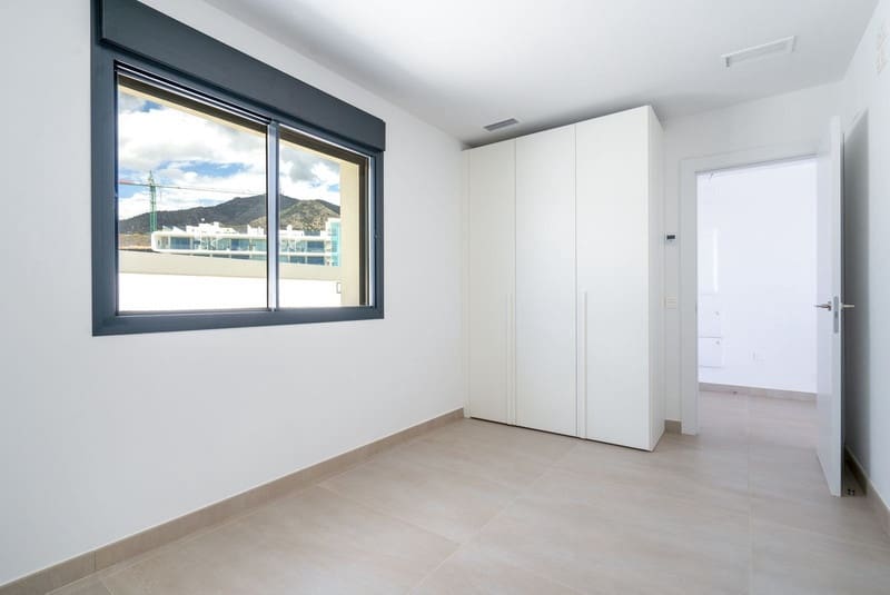 3 soveværelse Penthouse til salg i Fuengirola med swimmingpool garage - € 1.650.000 (Ref: 8493495)