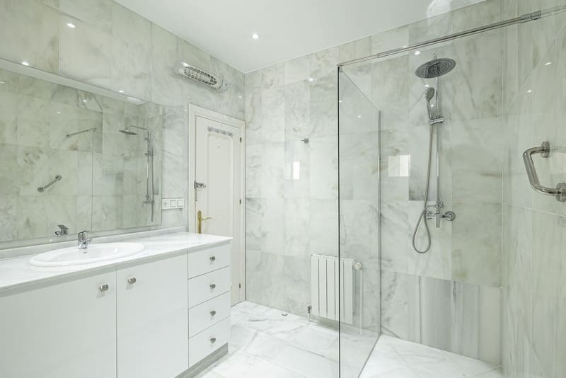 6 bedroom Villa for sale in El Paraiso with pool garage - € 2,750,000 (Ref: 8493496)