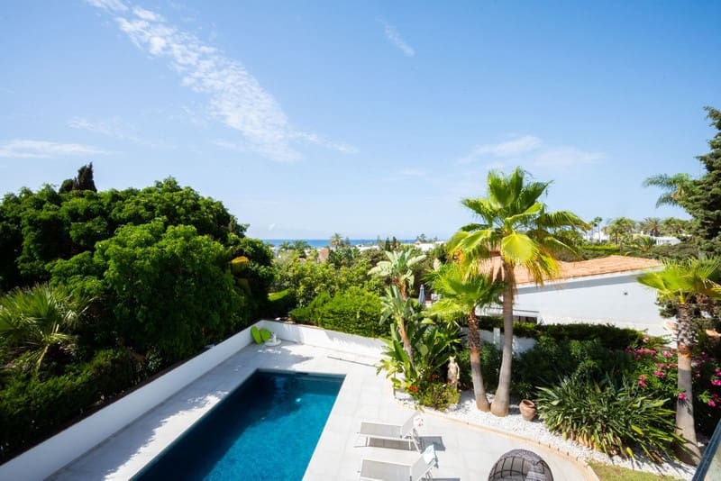 3 bedroom Villa for sale in Marbella with pool garage - € 1,675,000 (Ref: 8493503)