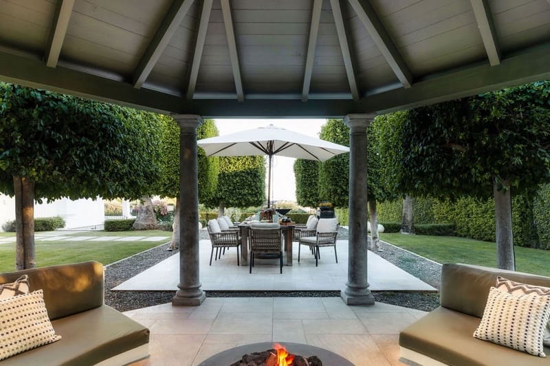 6 bedroom Villa for sale in Marbella with pool garage - € 12,000,000 (Ref: 8495062)